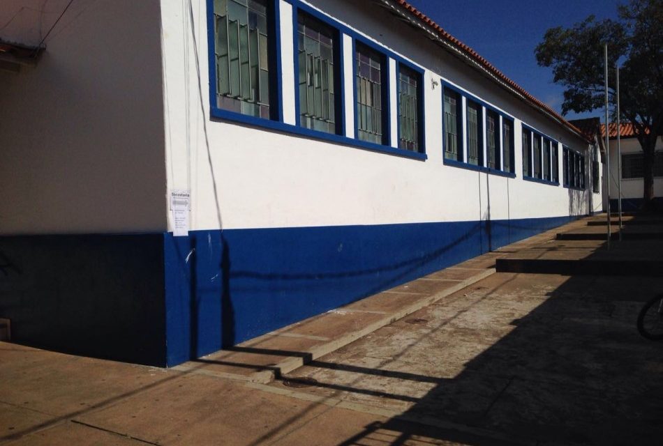 Escola Bernardes de Faria fecha depois de 77 anos