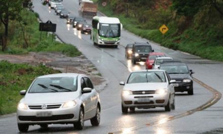 Vias devem ter aviso fixo sobre farol, explicam especialistas