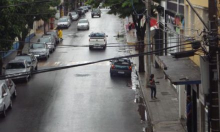 Na véspera do Dia dos Pais, rua Barão de Piumhi terá estacionamento rotativo