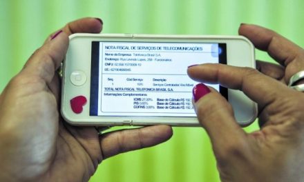 Contas de telefone celular e fixo vão subir no ano que vem