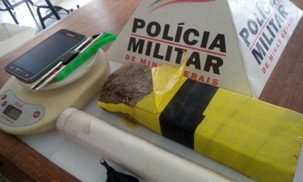 Jovem é preso com drogas em Arcos
