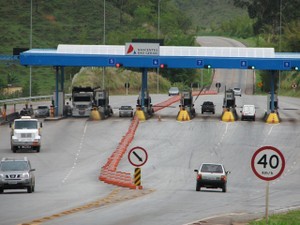 Aumento do pedágio da MG-050 começa a valer nesta terça