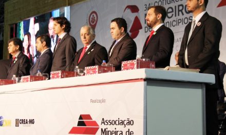 Secretário de Estado de Esportes prestigia Congresso Mineiro de Municípios