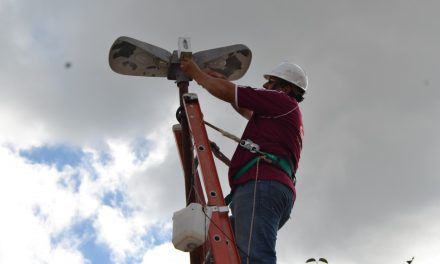 Prefeitura inicia troca de lâmpadas queimadas