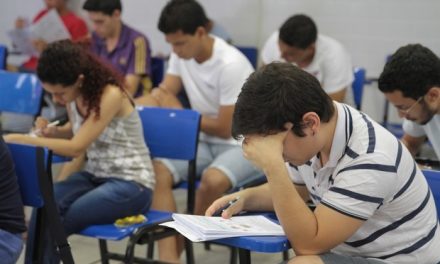 MEC libera R$347 milhões e eleva limite de empenho de universidades federais