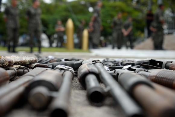 Armas apreendidas podem ser doadas a órgãos de segurança pública