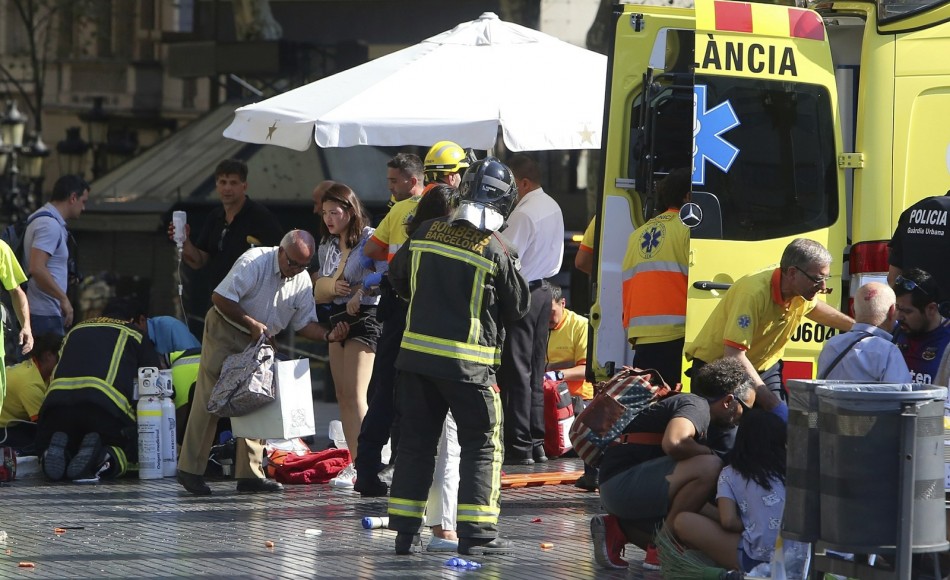 Número de mortos nos atentados da Catalunha sobe para 14