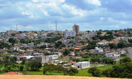 Arcos decreta situação de emergência e alega falta de planejamento da Copasa