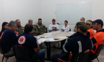Representantes do Samu e de Resgates Municipais participam de reunião