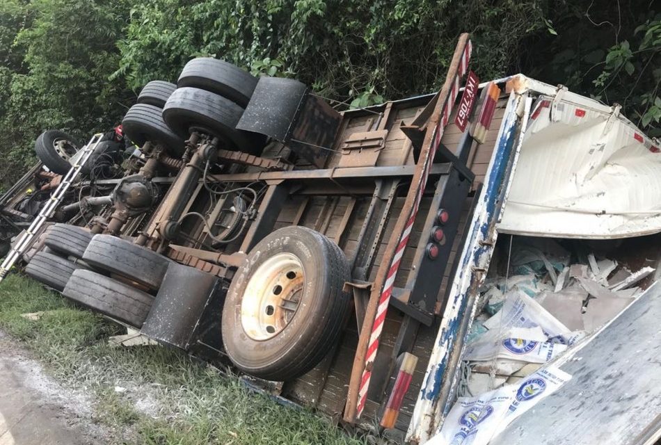 Mortes em acidentes nas estradas federais caem 30% no feriado de Natal