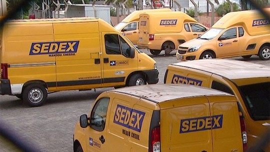 Correios; estatal sofre para conter gastos