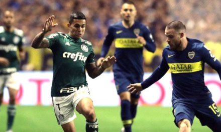 Palmeiras toma dois do Boca no fim e se complica na semi da Libertadores