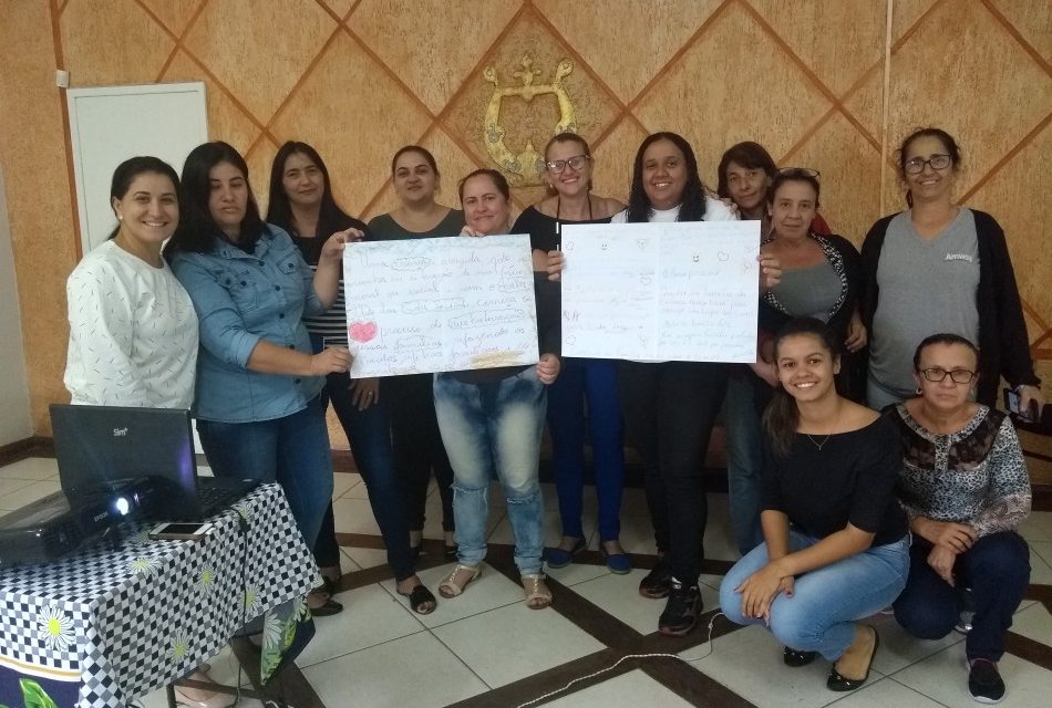 Realizado mais um encontro com cuidadoras sociais de Formiga