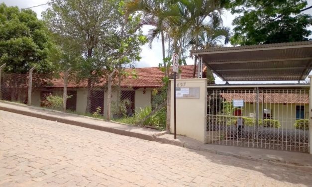 Duas crianças se perdem após serem liberadas pela escola