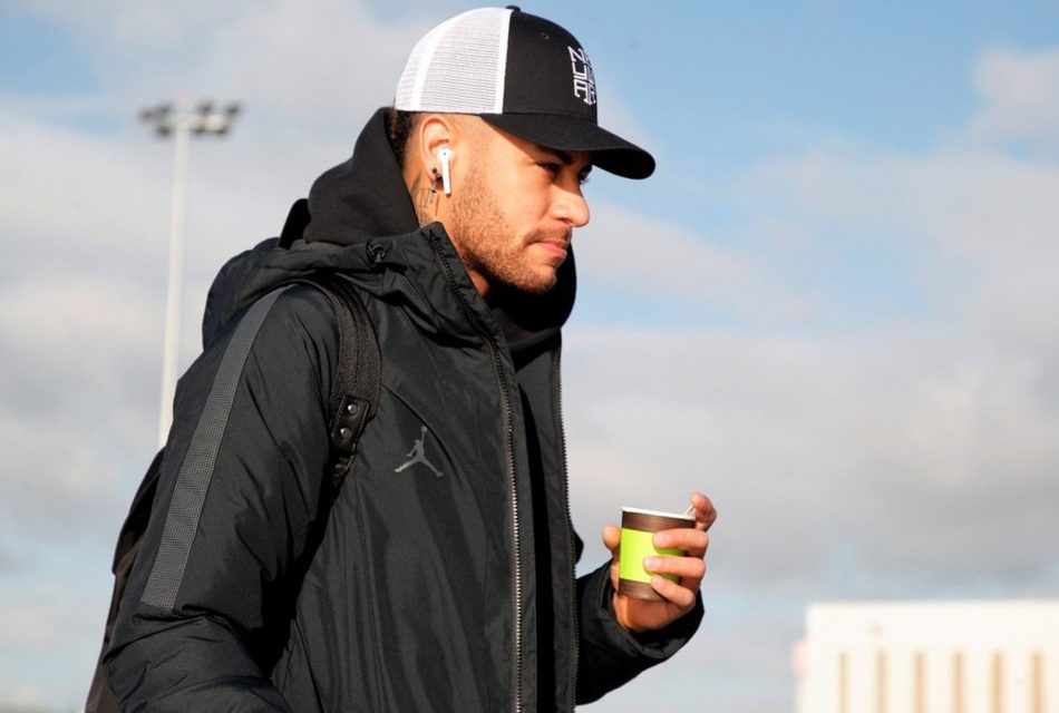 Modelo que alega ser mãe de filha de Neymar quer R$ 20 milhões de pensão