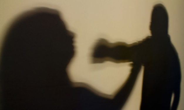 Lei Maria da Penha completa 18 anos nesta quarta-feira, mas violência contra a mulher segue crescendo no país