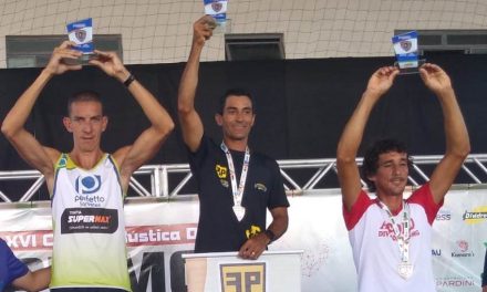 Douglas Lisandro sobe ao pódio em corrida da PM de Divinópolis