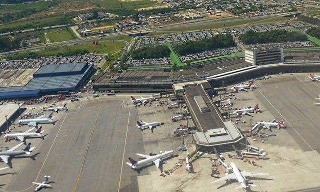 Em menos de 1h, dois aviões colidem com pássaros em Guarulhos