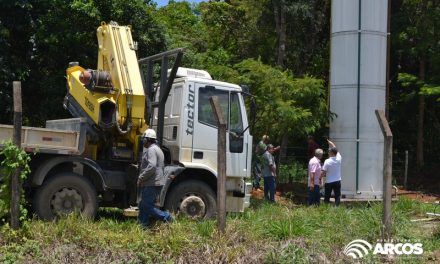 Transferência de caixa d’água resolverá problema de abastecimento do Distrito da Ilha em Arcos