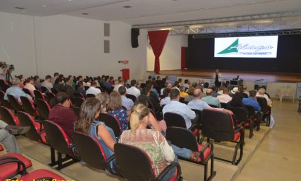 No Dia Mundial da Água, Alago reúne duas centenas de defensores do Lago de Furnas