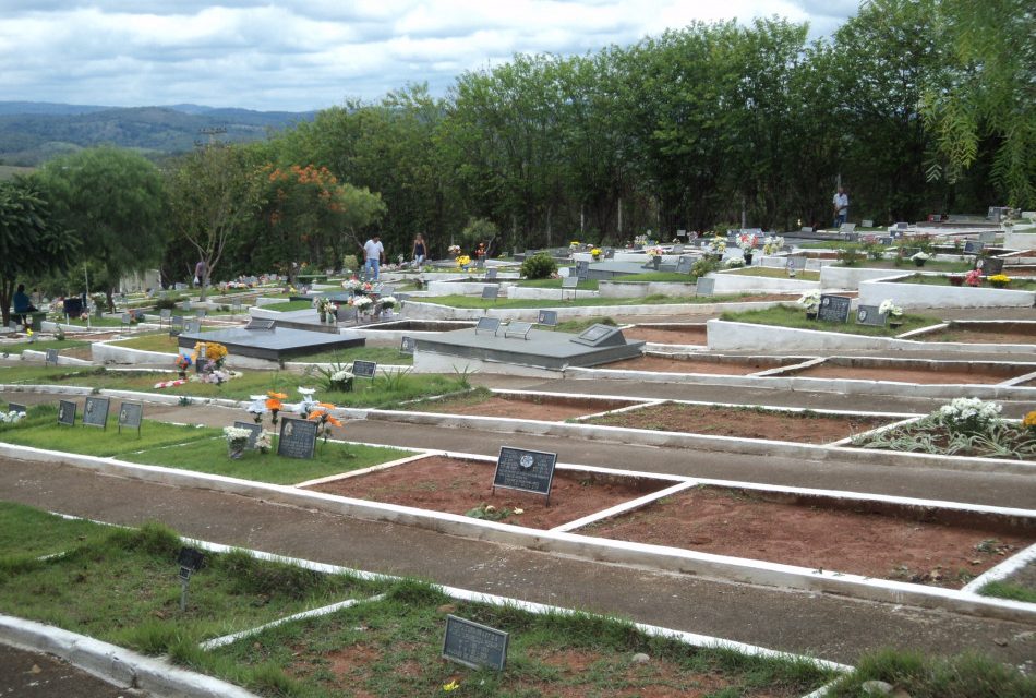 Funerária fará recadastramento de túmulos no Parque da Saudade