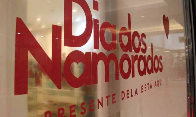 Formiga: Comércio funcionará em horário especial para o Dia dos Namorados