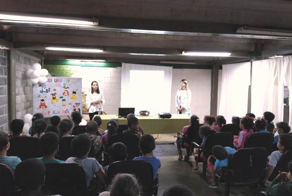 Alunos de escolas municipais participam de  palestras sobre alimentação saudável