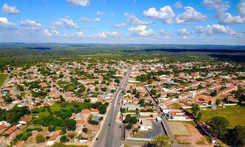 Mirabela: Santo é dono de metade das terras de cidade mineira