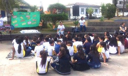 Biblioteca Sócrates Bezerra de Menezes comemora ‘Dia do Folclore’