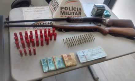 PM apreende mais de R$50 mil, drogas e armas durante operação em Formiga