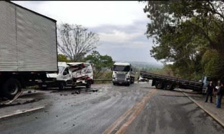 “Córrego das Almas”: três veículos se envolvem em acidente na BR-354