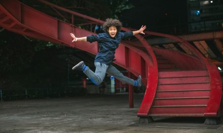 Melhor do Brasil, b-girl mineira disputa título mundial em campeonato de breaking na Índia