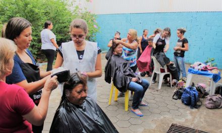 Mais de 130 atendimentos gratuitos são realizados no Centro de Convivência de Idoso