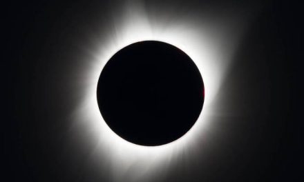 Eclipse solar total no dia 8 de abril pode levar a descobertas científicas; entenda