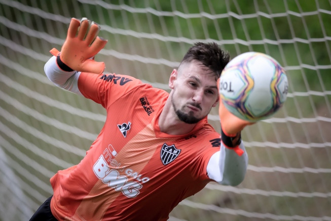 Atlético pode ter cinco estreantes em torneios internacionais contra o Unión, nesta quinta