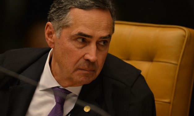 STF derruba aumento de salário de servidores de Minas