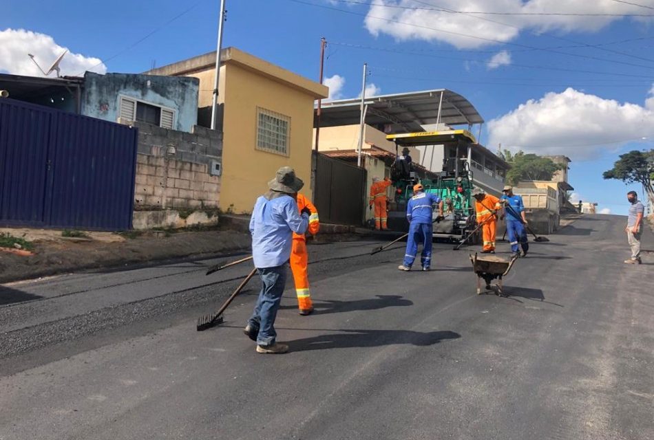 Ruas no Mangabeiras recebem pavimentação