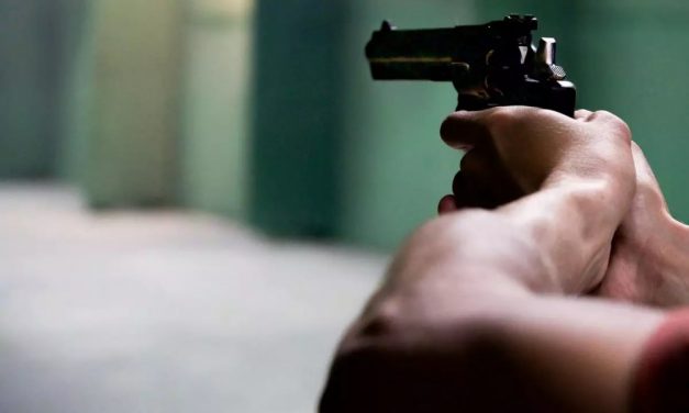 Decreto de Lula revoga normas que facilitavam acessos a armas e munição