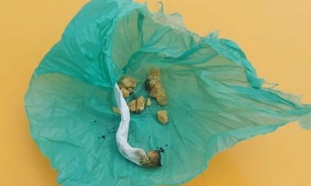 Homem é preso com pedras de crack em rodovia de Arcos