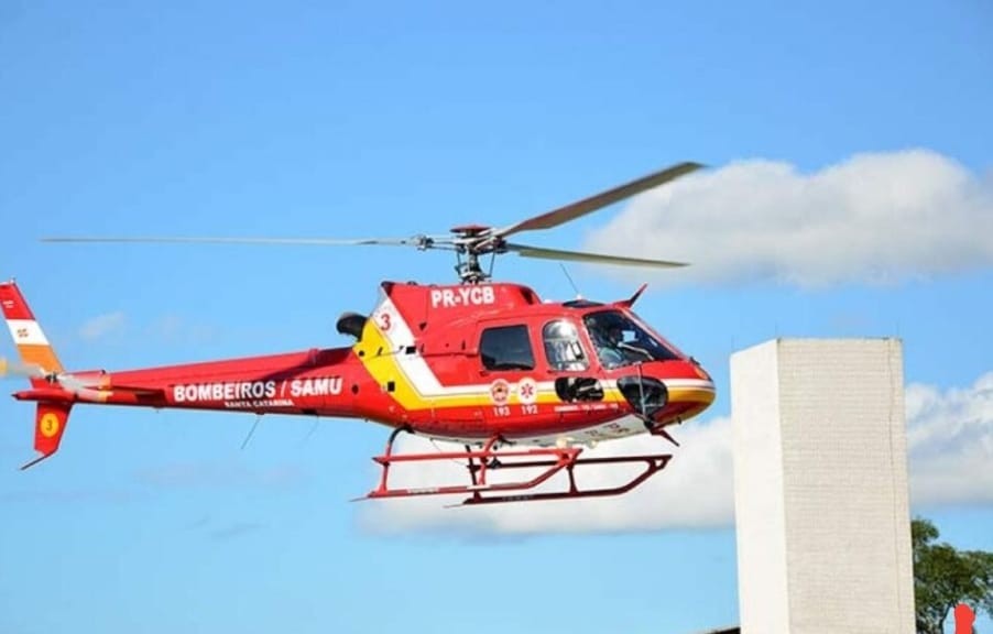 Cabeça d’água arrasta turistas em Capitólio