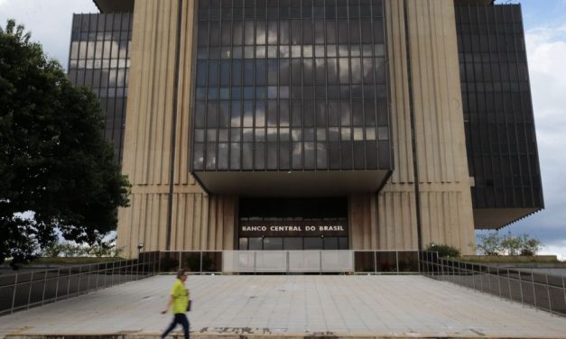 Dinheiro esquecido: mais de 16 milhões com valores a receber ainda não fizeram consulta no site do BC