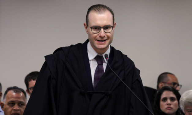 Cristiano Zanin deve tomar posse no Supremo Tribunal Federal em 3 de agosto