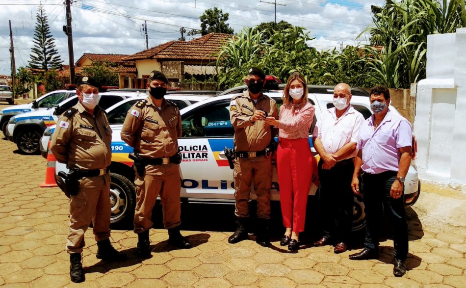 Medeiros recebe nova viatura da Polícia Militar