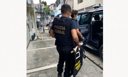 Polícia Federal faz operação contra fraudes no auxílio emergencial