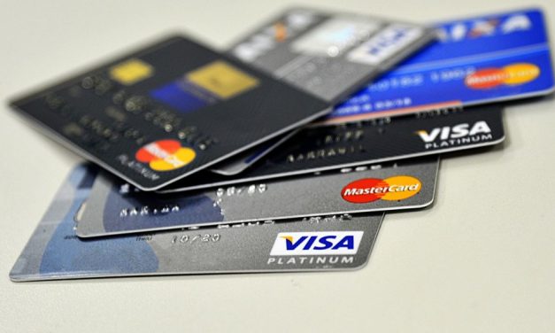 Bancos dão desconto de até 96% para limpar o nome no Desenrola