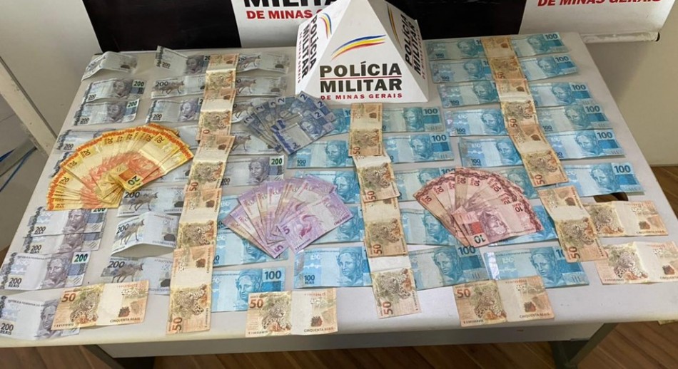 Dupla é presa com mais de R$ 2 mil em notas falsificadas em Nova Serrana
