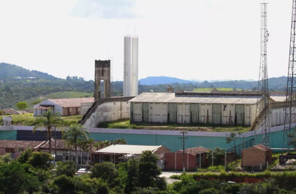 Tumulto na Penitenciária Nelson Hungria deixa detentos e policiais intoxicados