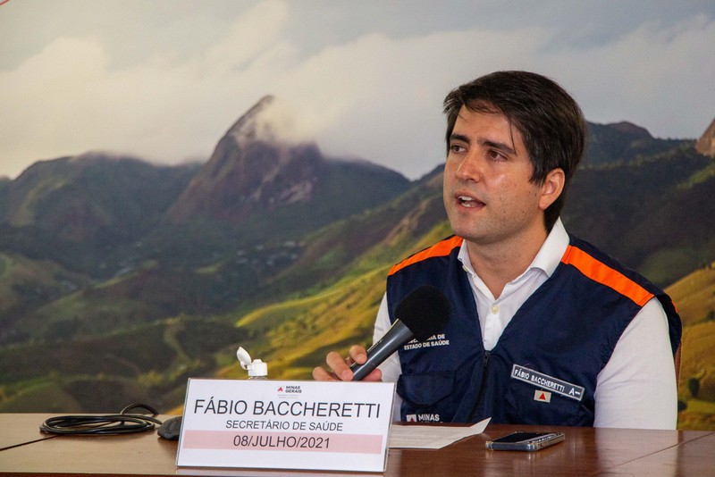 Secretário de Saúde de MG, Fábio Baccheretti nega candidatura