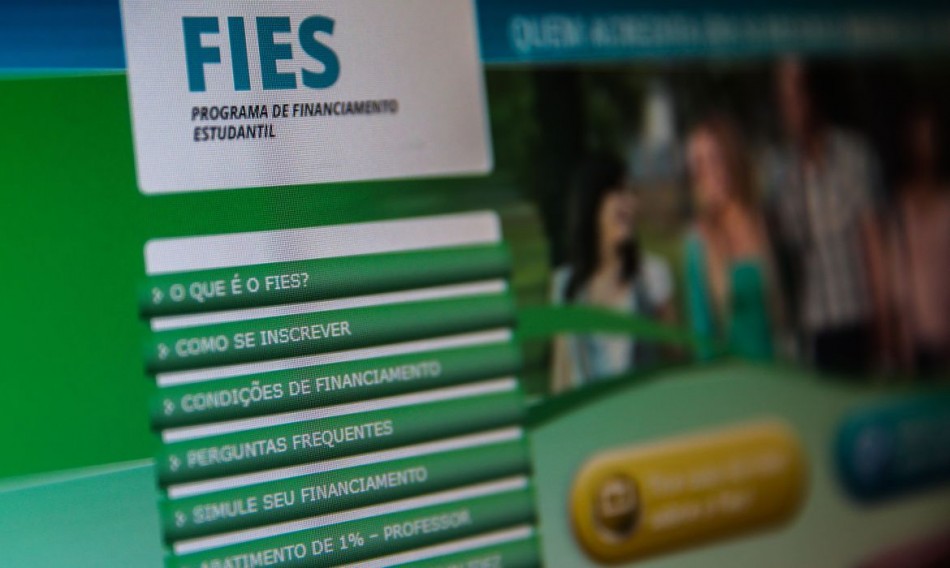 Governo publica MP com regras para renegociação de dívidas do Fies