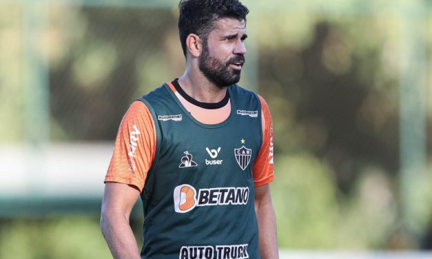 Fim da novela: Galo rescinde contrato com atacante Diego Costa